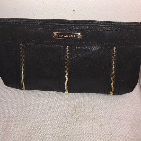 Michael Kors bag. - Picture 8 of 8